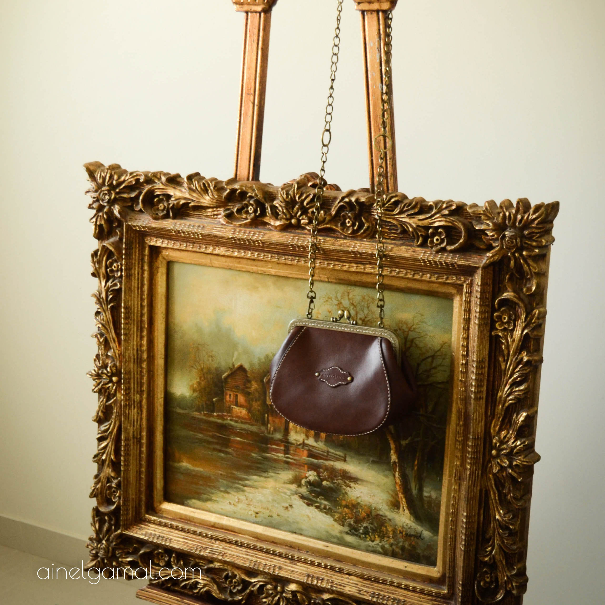 شنطة جلد طبيعي