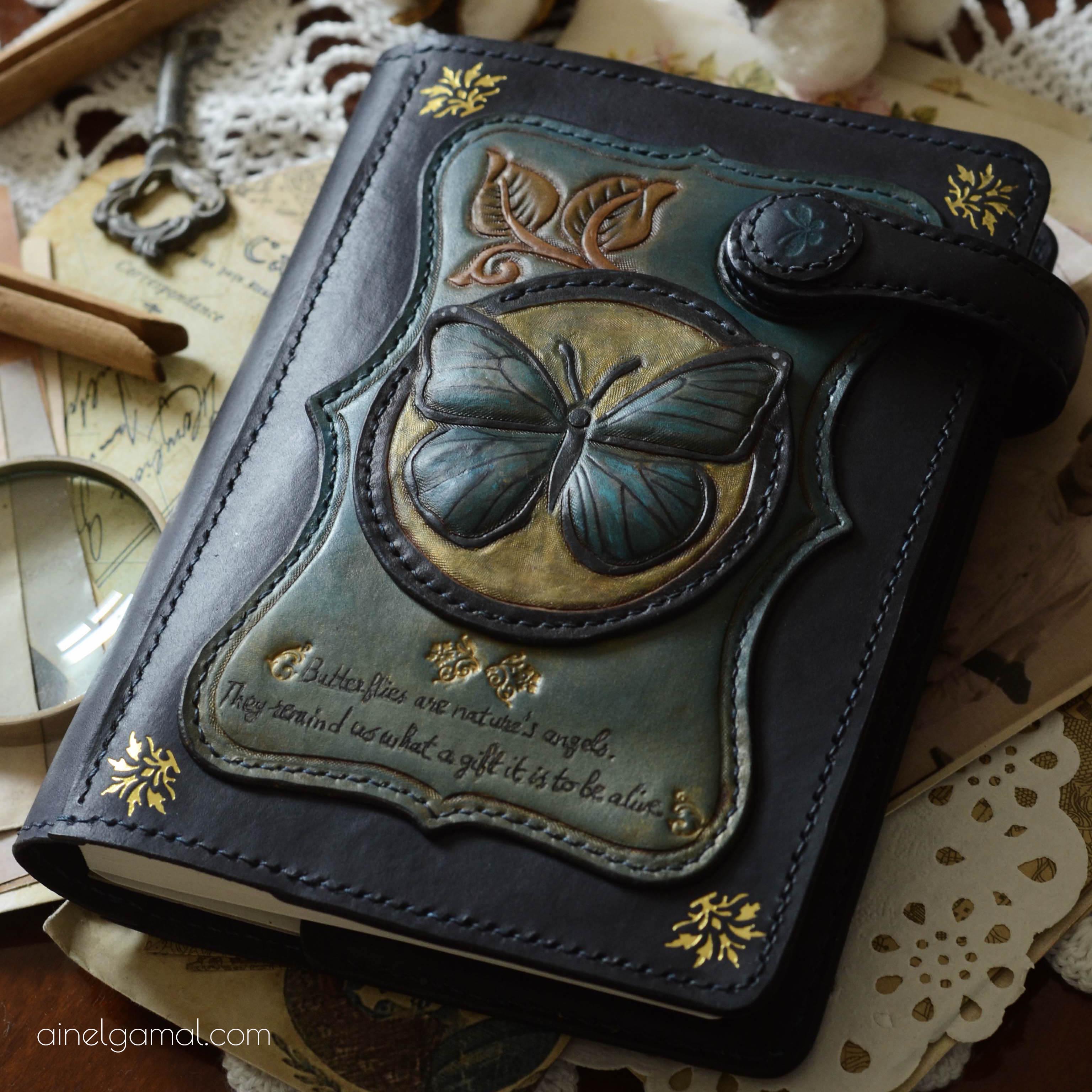 دفتر بمحفظة جلد طبيعي عين الجمل